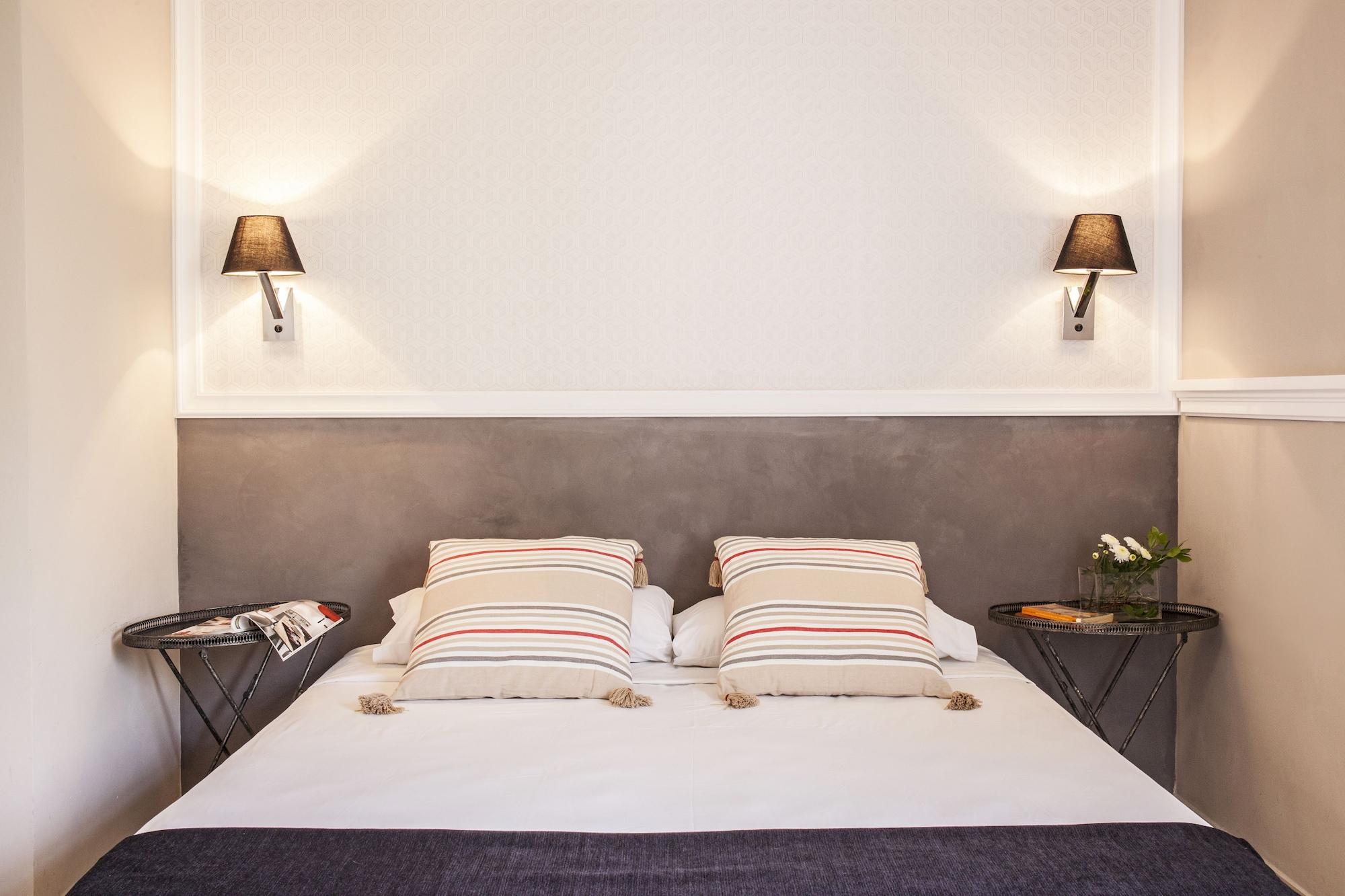 Ainb B&B Eixample-Muntaner Барселона Экстерьер фото