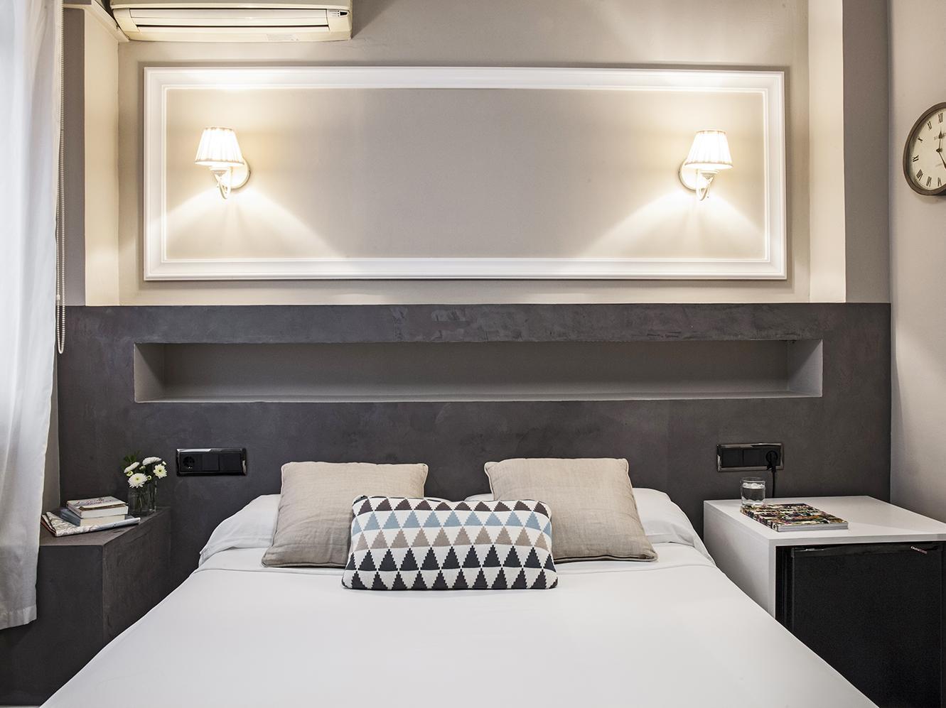 Ainb B&B Eixample-Muntaner Барселона Экстерьер фото