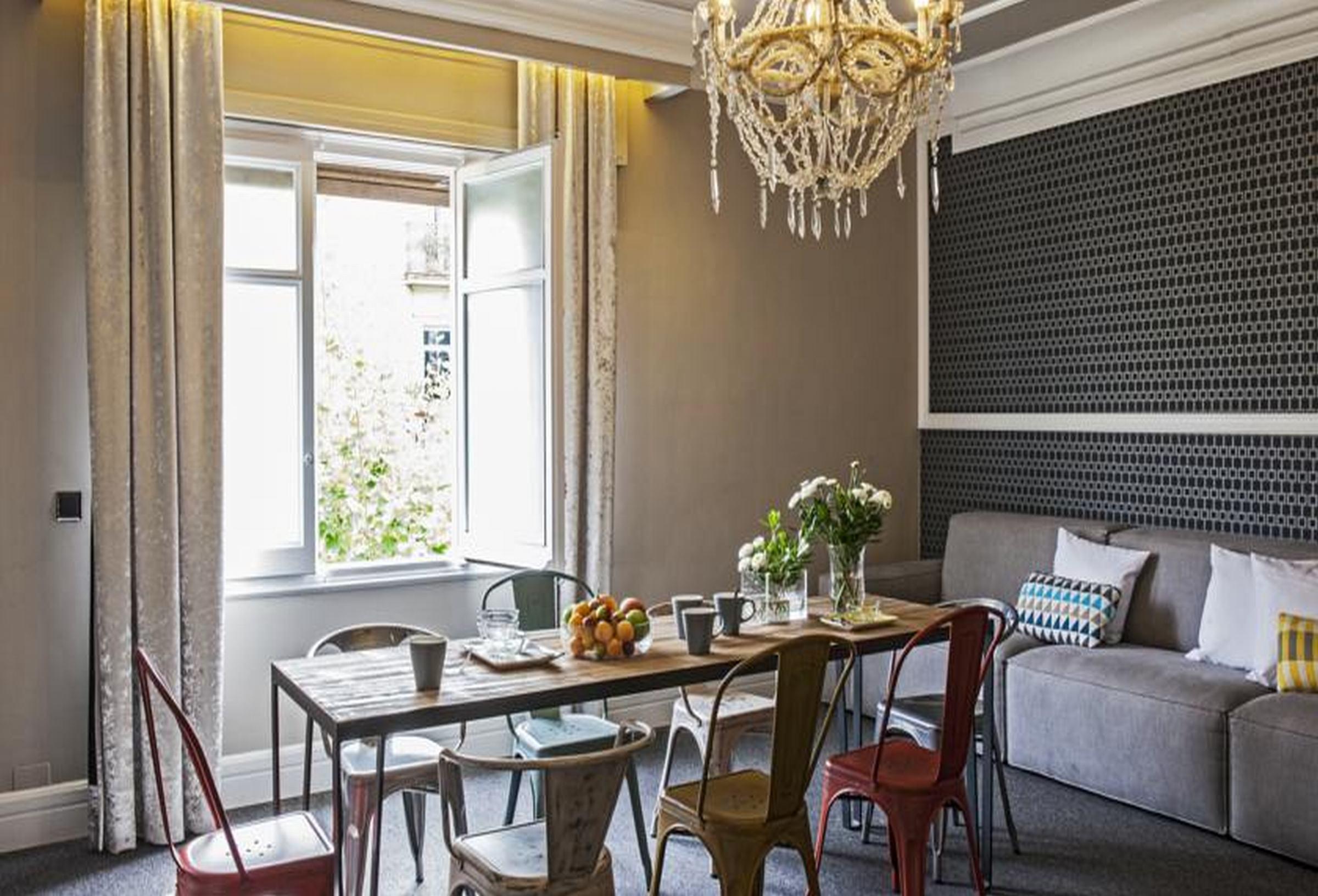 Ainb B&B Eixample-Muntaner Барселона Экстерьер фото