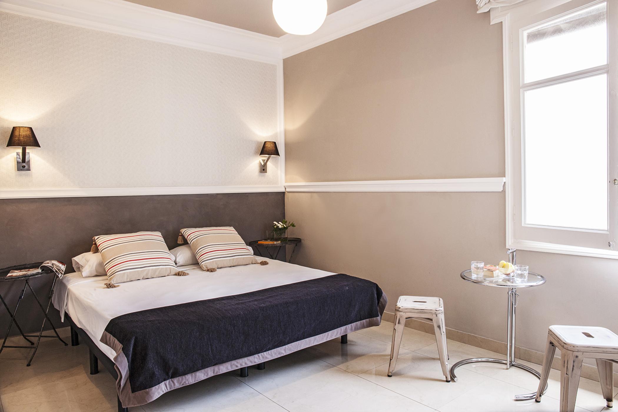 Ainb B&B Eixample-Muntaner Барселона Экстерьер фото