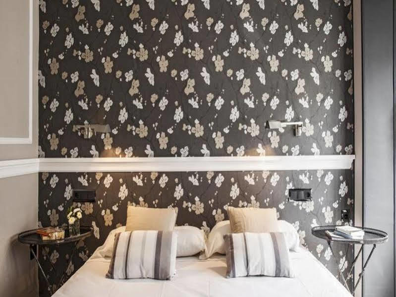 Ainb B&B Eixample-Muntaner Барселона Экстерьер фото